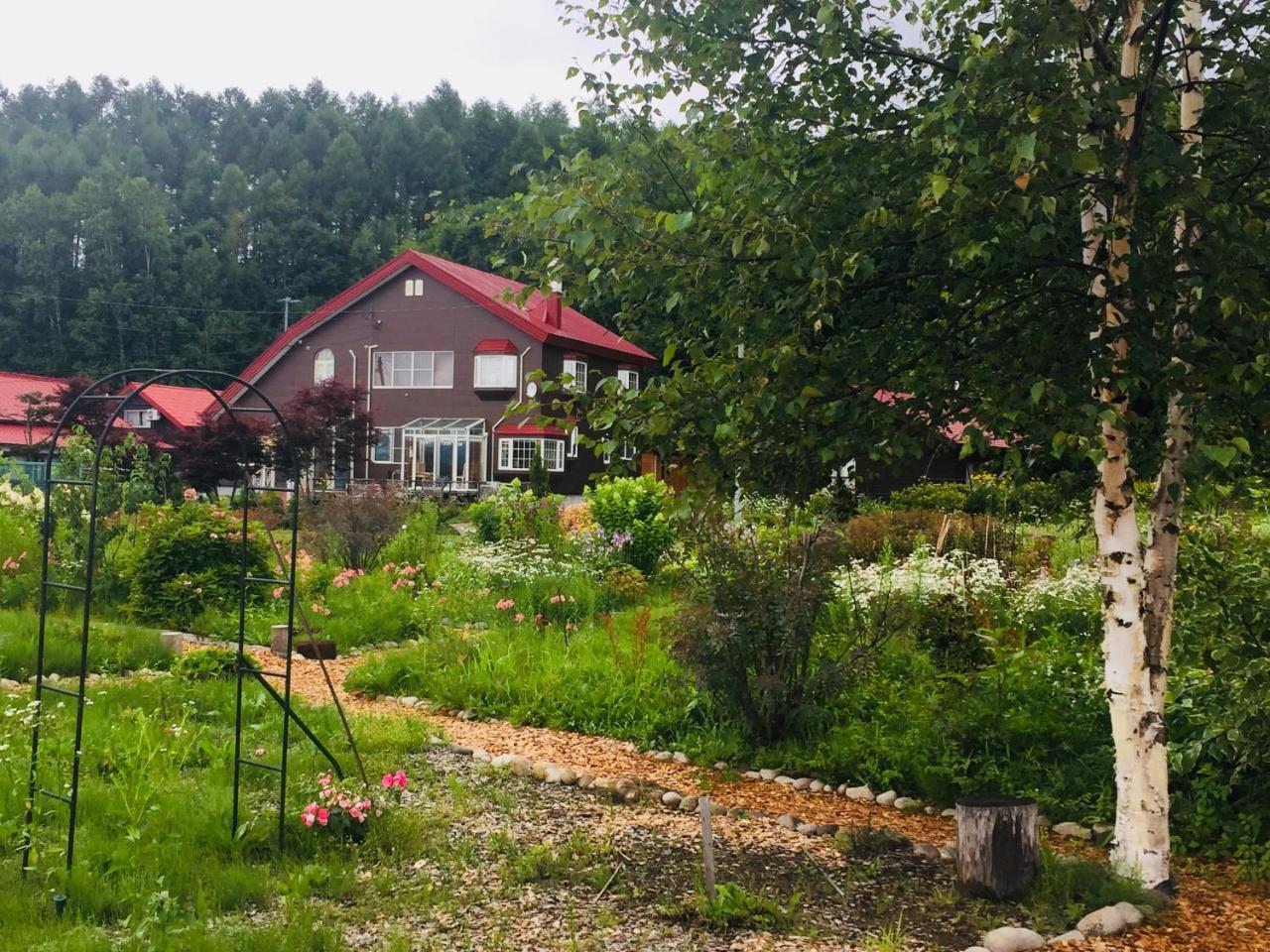 Natsumi no Sato Hotel Biei Eksteriør billede